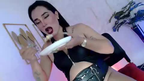 Caroline online show from September 28, 2025, 5:57 am