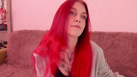 Caroline online show from September 23, 2025, 11:24 am