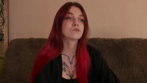 Caroline online show from November 7, 2025, 11:54 am