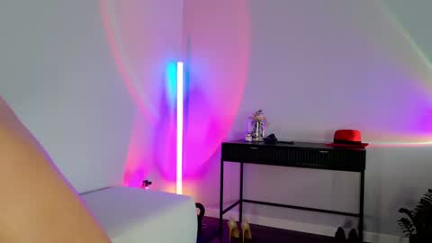 Snapshot of _cava_ chatting on January 13, 2025, 11:30 am Carol  online show from January 13, 2025, 11:30 am