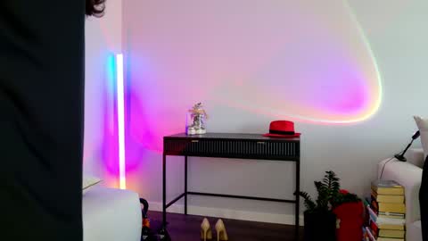 Snapshot of _cava_ chatting on January 24, 2025, 10:43 am Carol  online show from January 24, 2025, 10:43 am