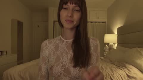 Celeste  online show from December 2, 2025, 6:41 am