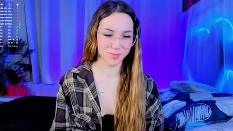 Cindy . online show from December 5, 2025, 5:27 am