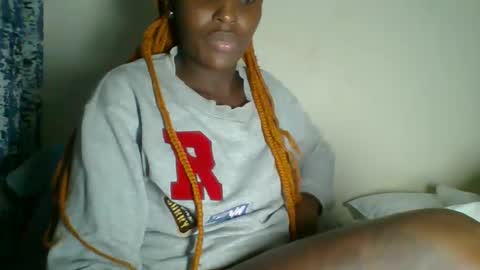 Snapshot of _clara01 chatting on January 17, 2025, 6:44 pm clara online show from January 17, 2025, 6:44 pm