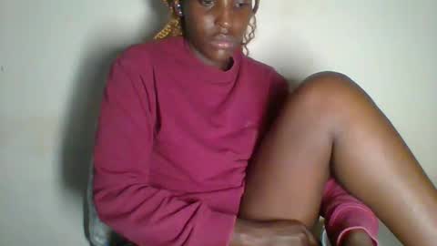 Snapshot of _clara01 chatting on February 12, 2025, 2:56 am clara online show from February 12, 2025, 2:56 am