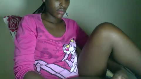 Snapshot of _clara01 chatting on November 13, 2025, 7:07 am clara online show from November 13, 2025, 7:07 am