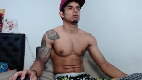 Snapshot of _crissgex_ chatting on February 25, 2026, 2:21 am crissgex online show from February 25, 2026, 2:21 am