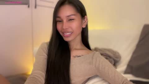 Snapshot of _cumonu69_ chatting on November 17, 2025, 8:09 am Tiko online show from November 17, 2025, 8:09 am