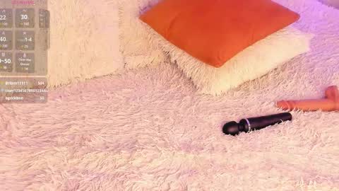     online show from March 9, 2025, 11:25 pm