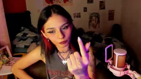 Snapshot of _dayanne_ chatting on December 17, 2024, 1:07 am Pao online show from December 17, 2024, 1:07 am