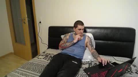 _devil_in_me_ online show from January 7, 2025, 4:16 pm