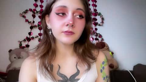 Snapshot of _devilbaby chatting on March 10, 2025, 12:26 pm Kate online show from March 10, 2025, 12:26 pm