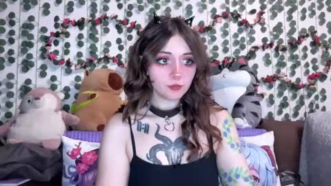 Snapshot of _devilbaby chatting on September 8, 2025, 5:12 pm Kate online show from September 8, 2025, 5:12 pm