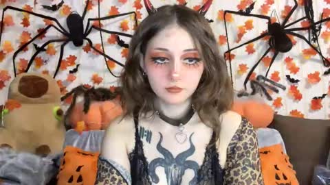 Snapshot of _devilbaby chatting on October 5, 2025, 6:28 pm Kate online show from October 5, 2025, 6:28 pm