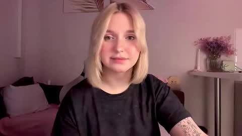 Ri   online show from November 14, 2025, 4:38 pm