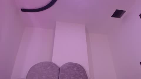 Snapshot of _diionne chatting on June 3, 2026, 7:19 pm Dione online show from June 3, 2026, 7:19 pm