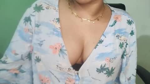 _dreamgirl_0 online show from March 2, 2026, 10:49 pm