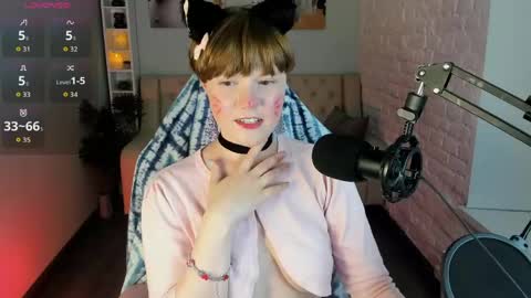 Luna    online show from June 8, 2026, 8:42 pm