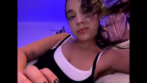 Snapshot of _elena_barra chatting on March 11, 2025, 11:48 pm  elena barra online show from March 11, 2025, 11:48 pm