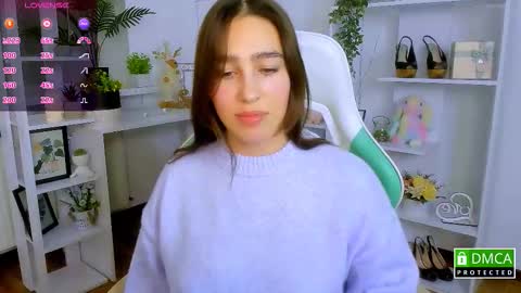 Lizzy  online show from December 14, 2025, 9:52 pm