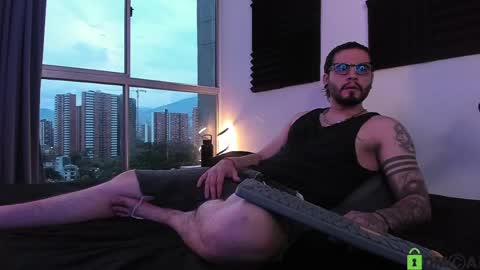 Snapshot of _elon_coxx_ chatting on June 5, 2026, 11:10 pm - online show from June 5, 2026, 11:10 pm