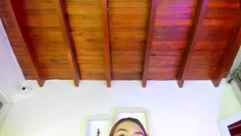 Isabella online show from December 24, 2024, 12:11 pm