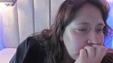 Snapshot of _emily_rosee_ chatting on September 9, 2025, 11:21 am Emily  online show from September 9, 2025, 11:21 am