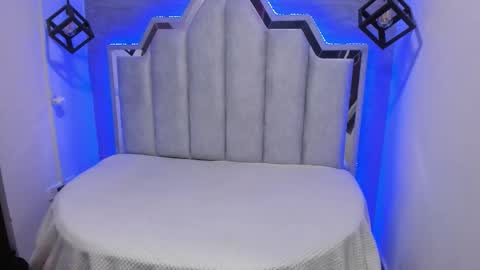Snapshot of _emily_rosee_ chatting on September 11, 2025, 11:21 am Emily  online show from September 11, 2025, 11:21 am