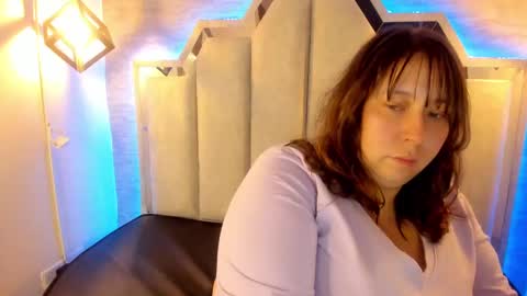 Snapshot of _emily_rosee_ chatting on October 9, 2025, 11:08 am Emily  online show from October 9, 2025, 11:08 am