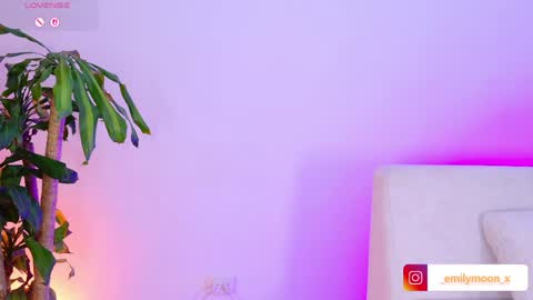 Emi online show from April 6, 2026, 1:03 am