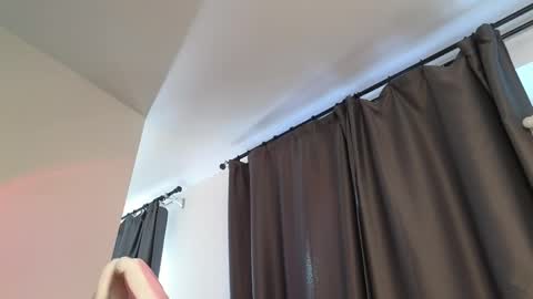 Eva online show from June 6, 2026, 3:06 pm