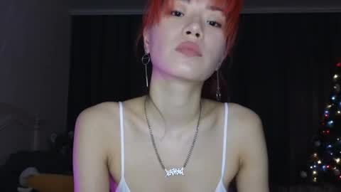 Snapshot of _eve____ chatting on December 8, 2024, 3:24 pm EveEva online show from December 8, 2024, 3:24 pm