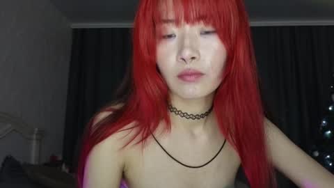 Snapshot of _eve____ chatting on December 14, 2024, 10:28 pm EveEva online show from December 14, 2024, 10:28 pm