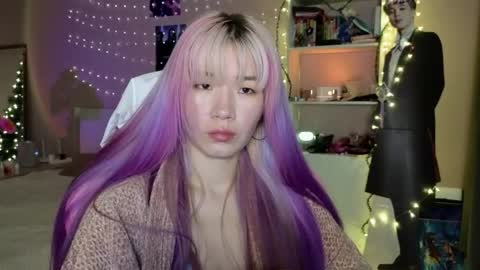 EveEva online show from January 18, 2026, 8:40 am