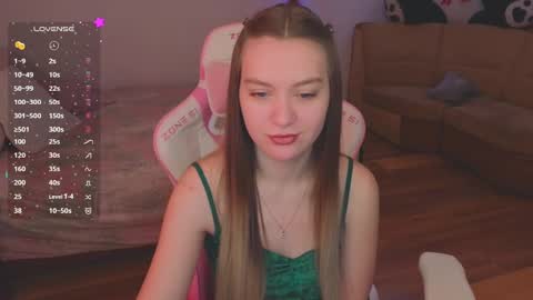 Snapshot of _evellyn_ chatting on January 10, 2025, 4:22 am Evie online show from January 10, 2025, 4:22 am