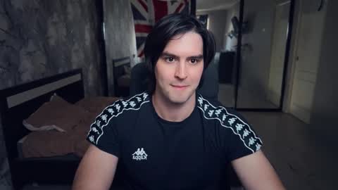 Snapshot of _fatrabbit chatting on October 18, 2025, 11:33 am Keanu online show from October 18, 2025, 11:33 am