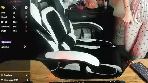 Alis online show from December 12, 2024, 5:26 pm