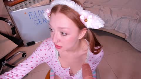 Snapshot of _fieryflash_ chatting on January 12, 2025, 5:54 pm Lola 3  online show from January 12, 2025, 5:54 pm