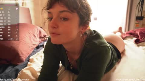 Jacqui  Queen goddess motorcycle mozzarella Jaq  next livestream see bio online show from February 3, 2025, 12:04 am