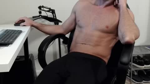 Full Sender online show from March 4, 2025, 12:29 am