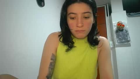 Mia-foster online show from January 9, 2026, 4:04 am