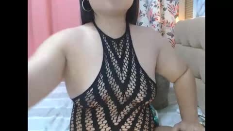 Snapshot of _glamour_ chatting on April 4, 2026, 4:15 pm glamour online show from April 4, 2026, 4:15 pm