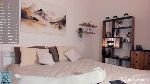 Rina online show from September 12, 2025, 8:09 pm