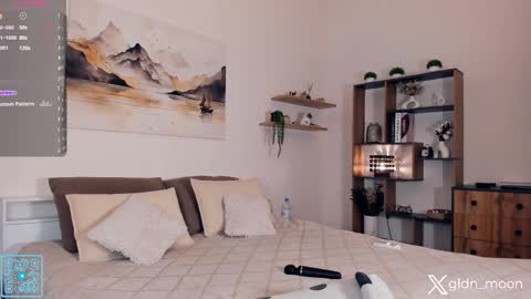 Rina online show from September 17, 2025, 6:09 pm