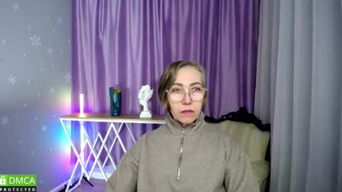 _greybunny_ online show from October 21, 2025, 10:05 am