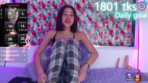 Gwen online show from February 6, 2025, 8:29 am