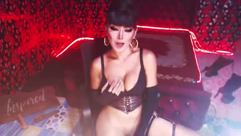 Snapshot of _hailyourqueenx chatting on December 8, 2024, 4:18 pm GoDDess Chloe online show from December 8, 2024, 4:18 pm