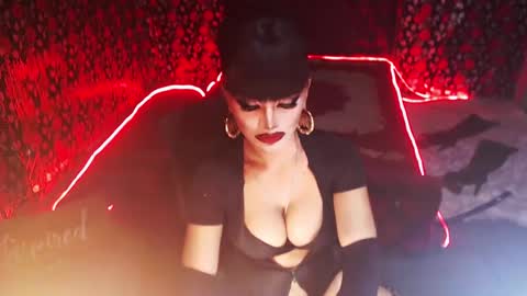 Snapshot of _hailyourqueenx chatting on December 22, 2024, 4:17 am GoDDess Chloe online show from December 22, 2024, 4:17 am