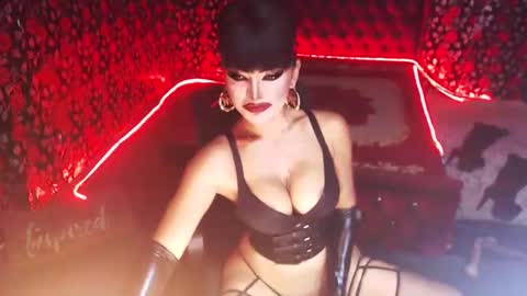 Snapshot of _hailyourqueenx chatting on December 28, 2024, 8:58 pm GoDDess Chloe online show from December 28, 2024, 8:58 pm