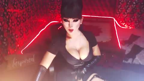 Snapshot of _hailyourqueenx chatting on January 11, 2025, 6:33 pm GoDDess Chloe online show from January 11, 2025, 6:33 pm